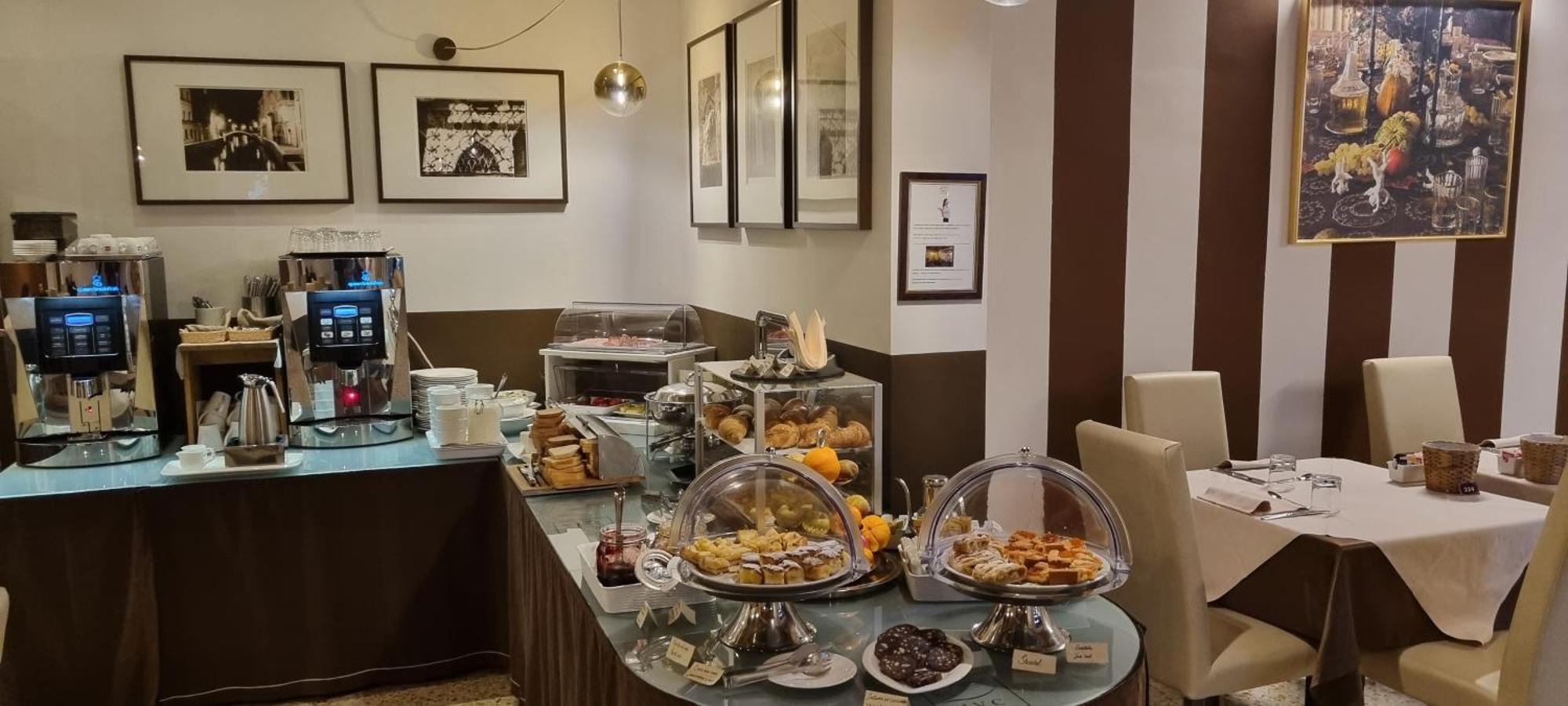 Unahotels Eco Costanza Venezia 3* Mestre