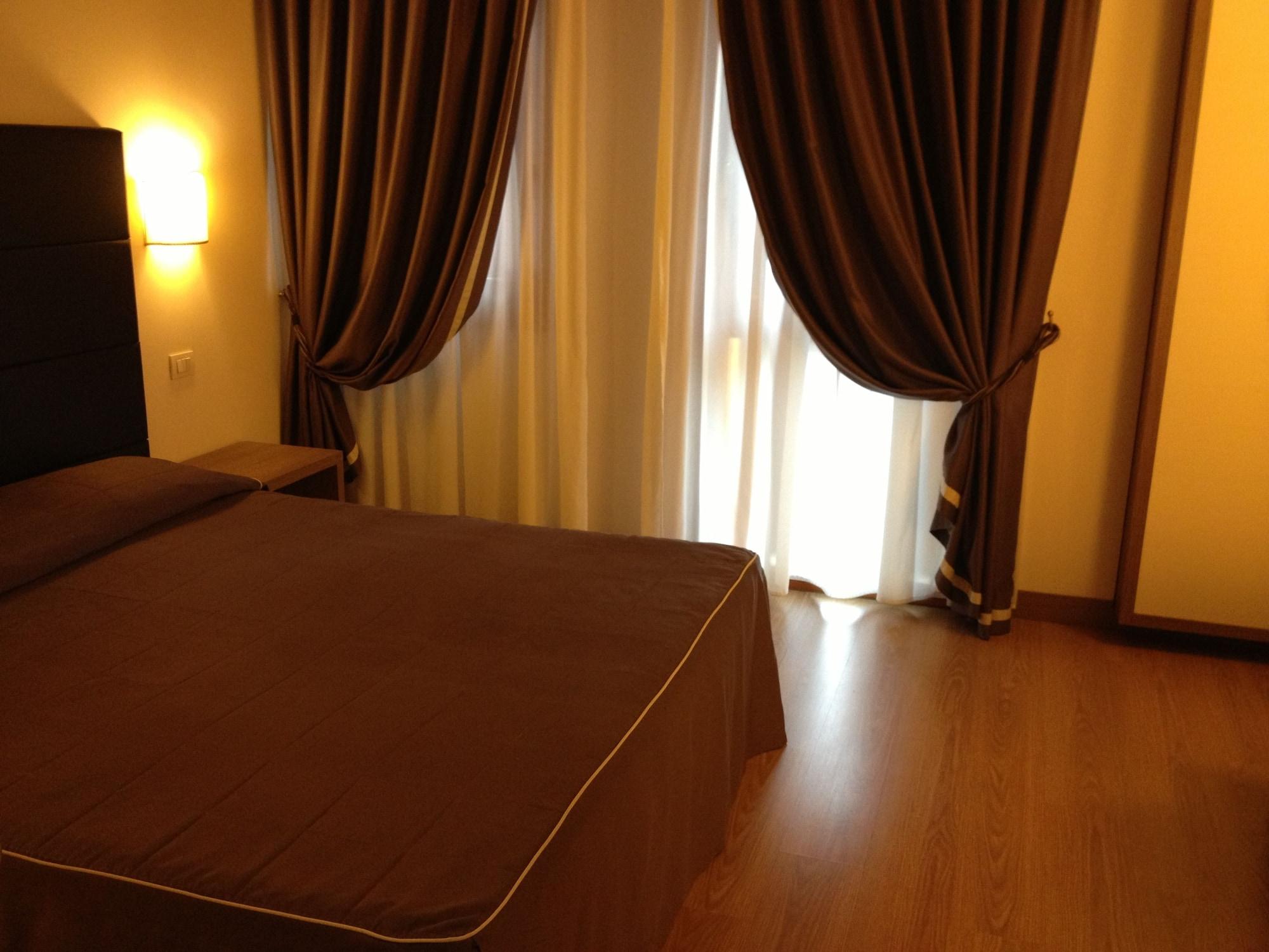 Hotel Unahotels Eco Costanza Venezia 3*