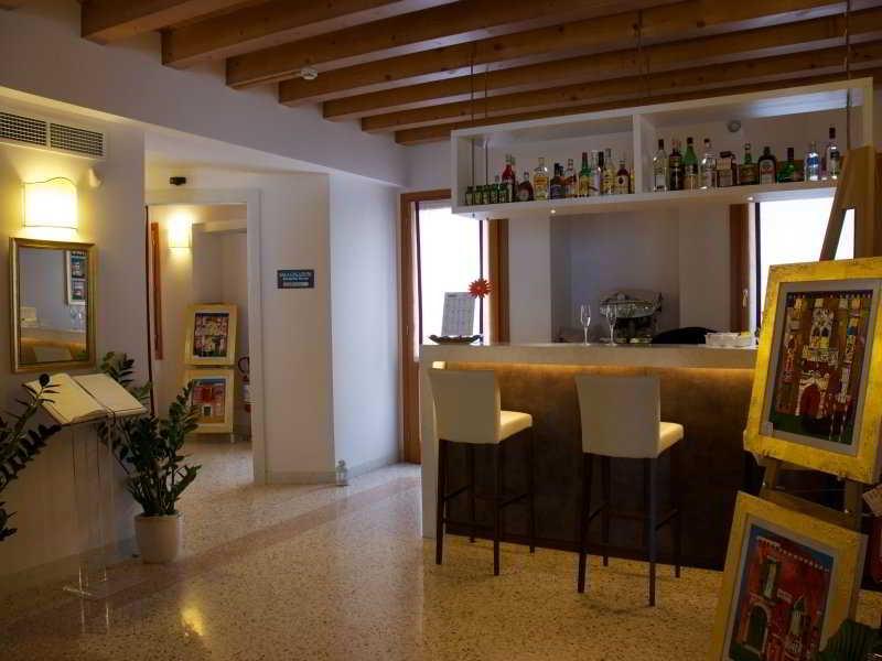 Unahotels Eco Costanza Venezia 3* Mestre